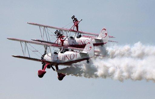 The Guinot wing walkers in action.