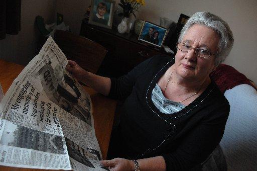 Former telephonist Pauline Banks reads the Argus coverage of the bombing 25 years on.