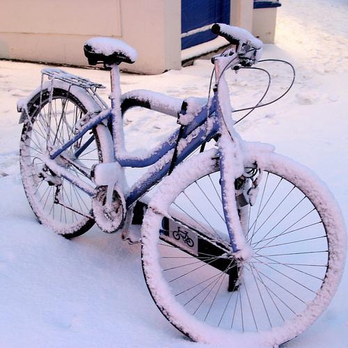 A snowy bicycle in Hanover by Dar Barrow.