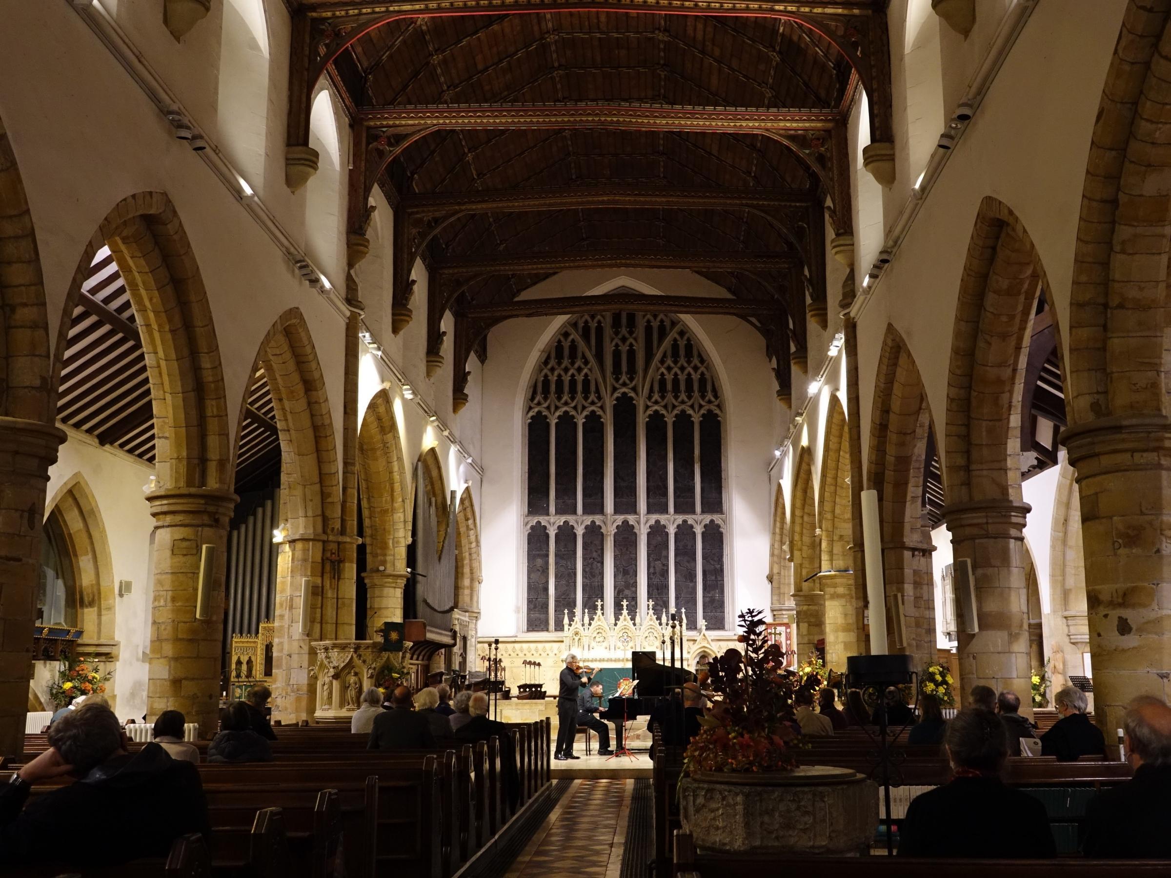 The English Music Festival will be taking place at St Marys Church, Horsham in May, including performances by the New Foxtrot Serenaders and by baritone singer Roderick Williams