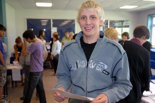 Tyla Davis with his GCSE results at Hove Park. 