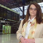 Shelly Atlas, from Brighton Line Commuters, visits Brighton Station to speak to commuters about the changes