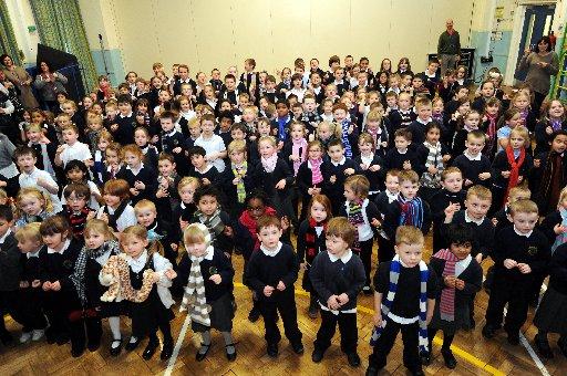 Bevendean Primary School in SignHealth sign2sing record attempt