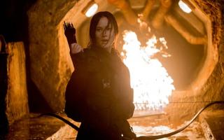 Jennifer Lawrence sets the screen alight (LOL) in The Hunger Games: Mockingjay - Part 2