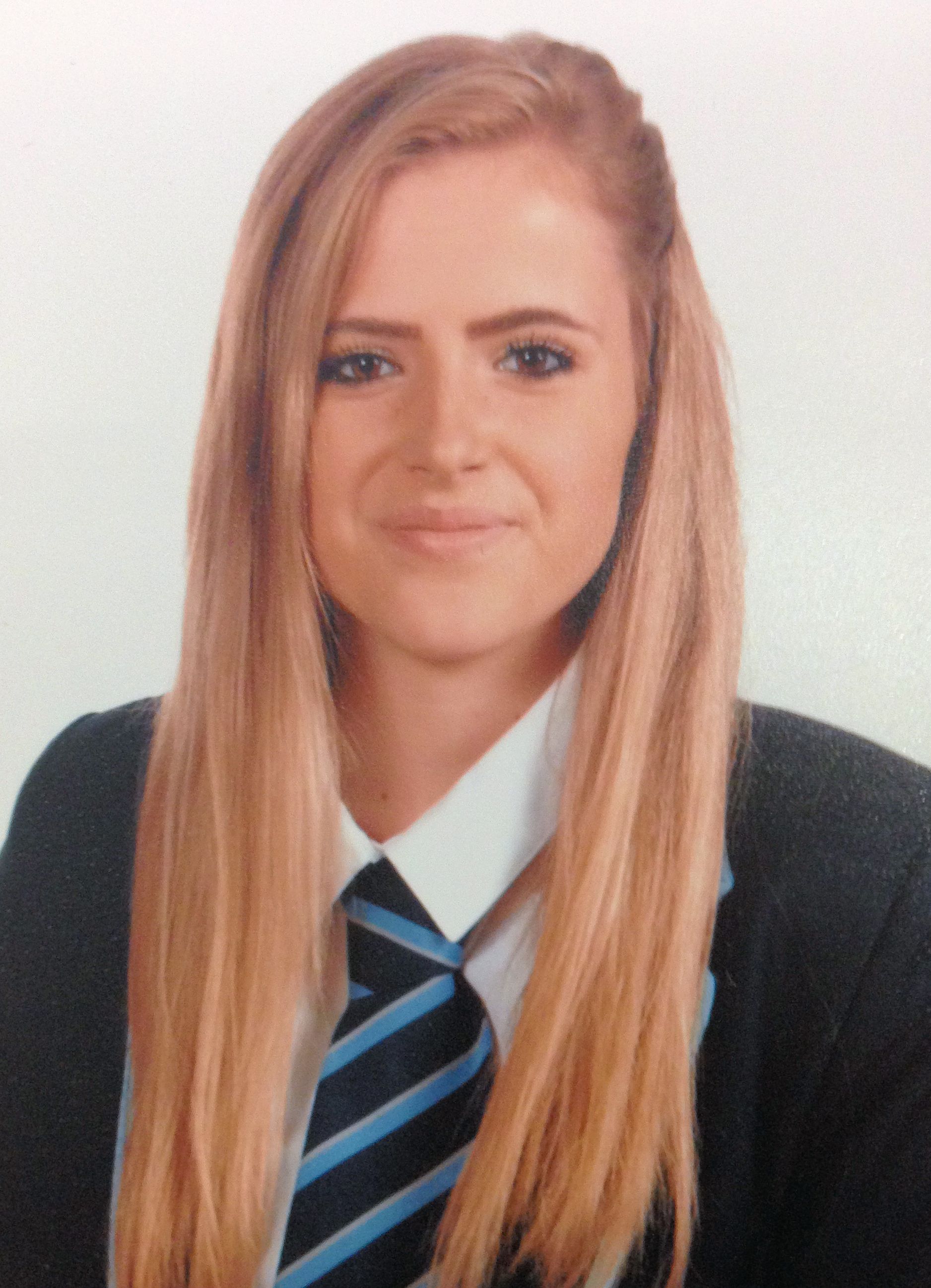 Teenager goes missing from home after going out with friends - 4275990
