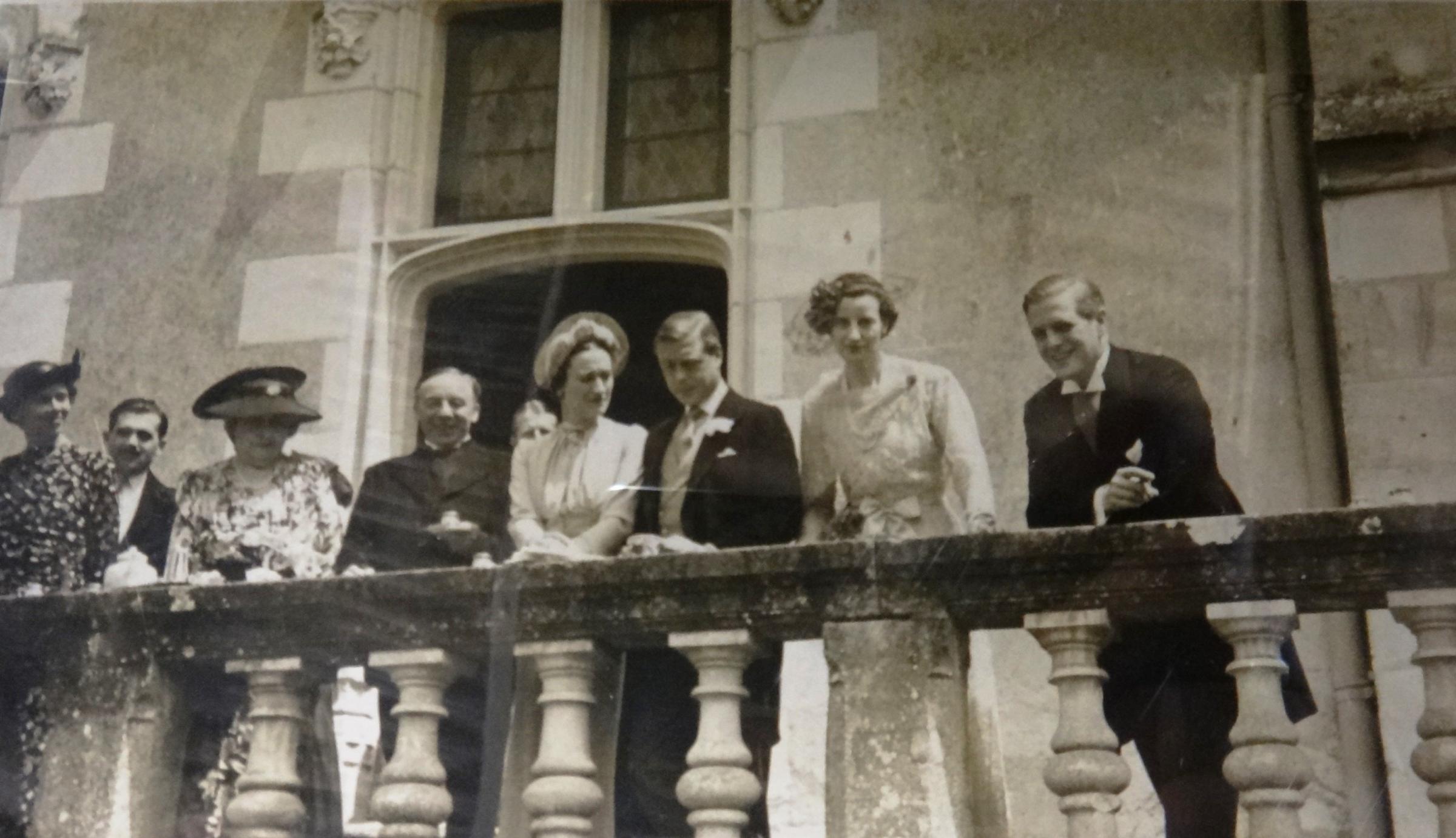 Rare photos from Duke of Windsor's wedding to Mrs Simpson sell for more than £11,000