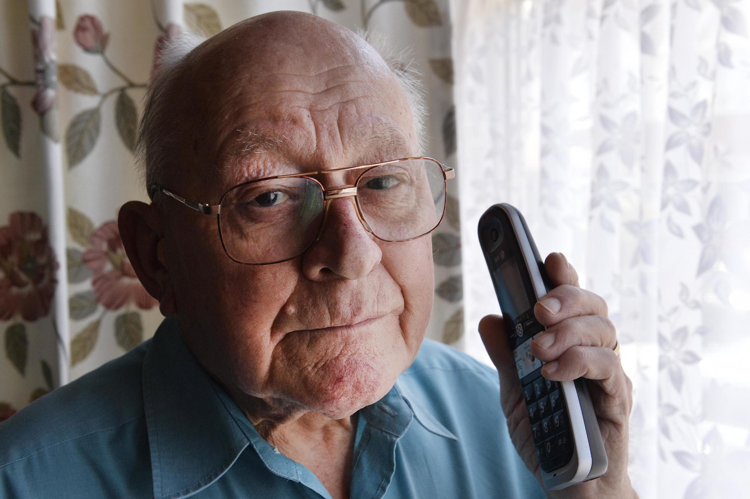 Elderly man urges others to watch for fraudsters after nearly losing his cash