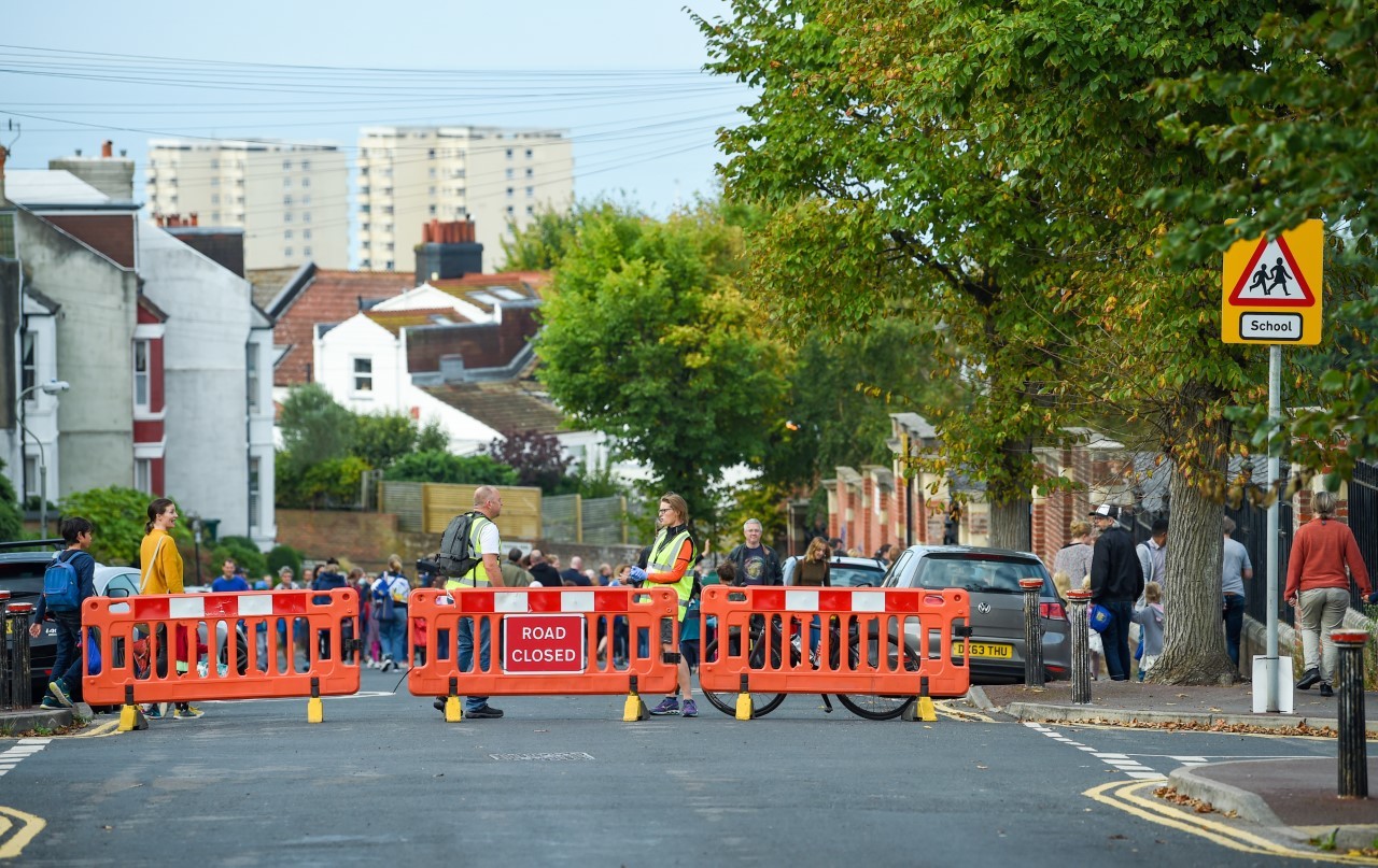 Junctions to be closed 24 hours a day outside two schools in Brighton and Hove - Vimarsana News
