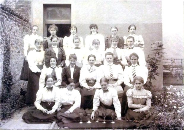 The Argus: Edith Pretty, third from left in the top row in 1896 at Roedean School