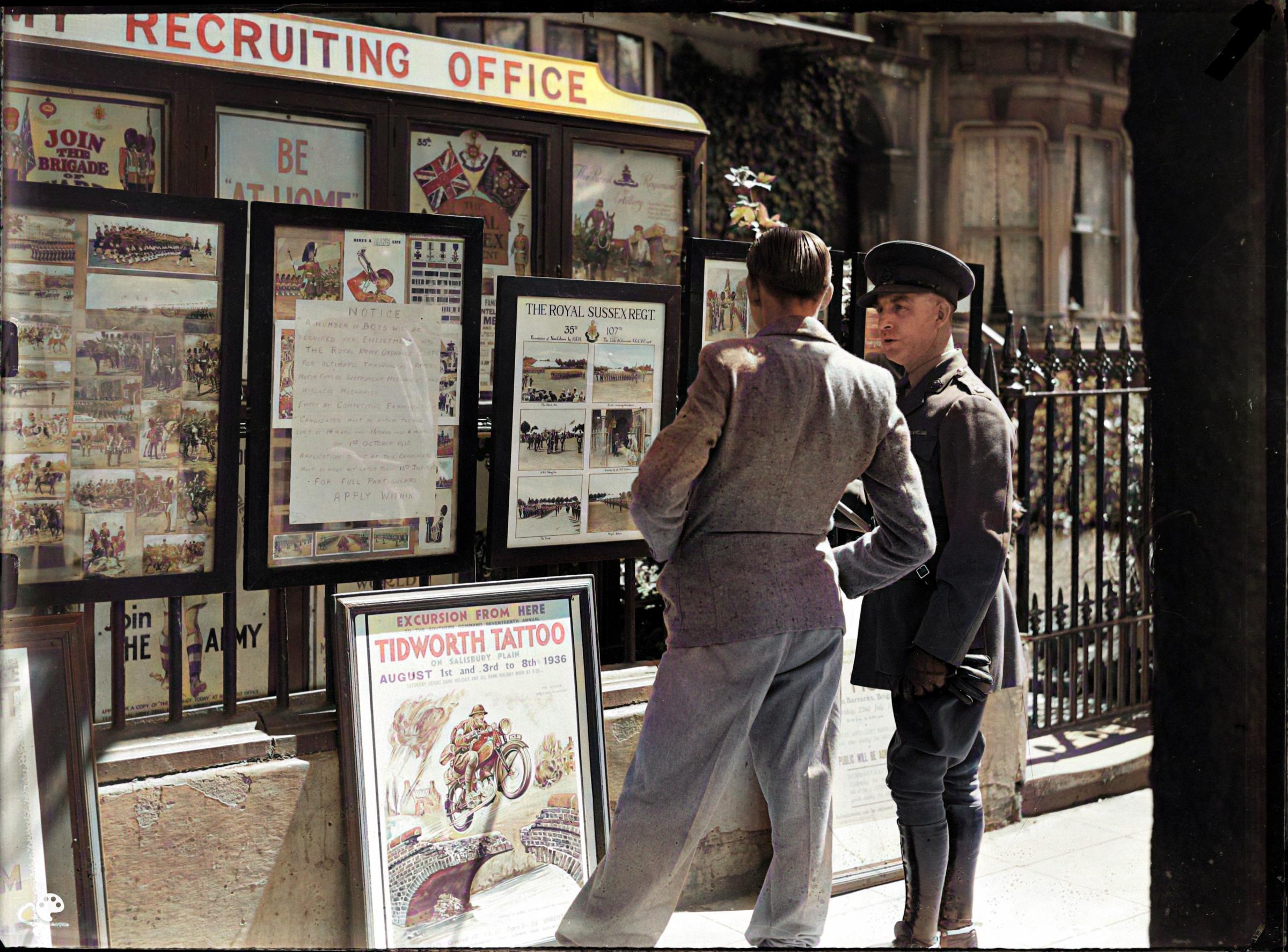 This is thought to be the Army Recruitment Office in Waterloo Place, Brighton, in about 1936