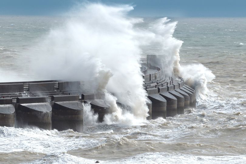 David Boltons crashing waves off Brighton