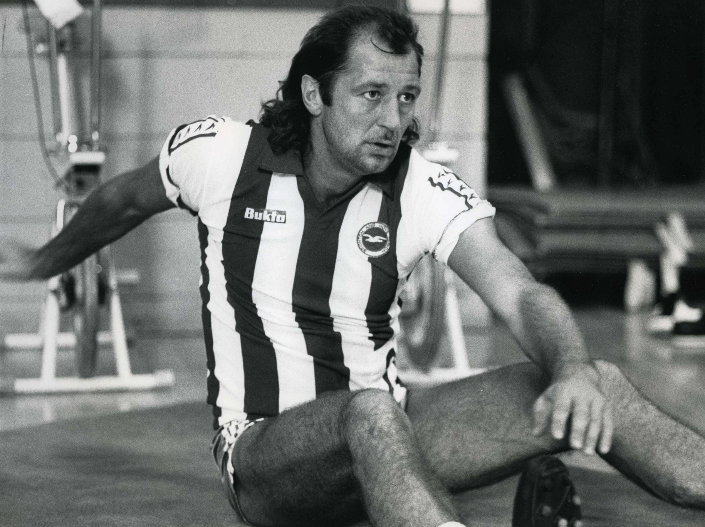 Frank Worthington in pre-season training for Albion on July 17, 1984. For Howard Griggs