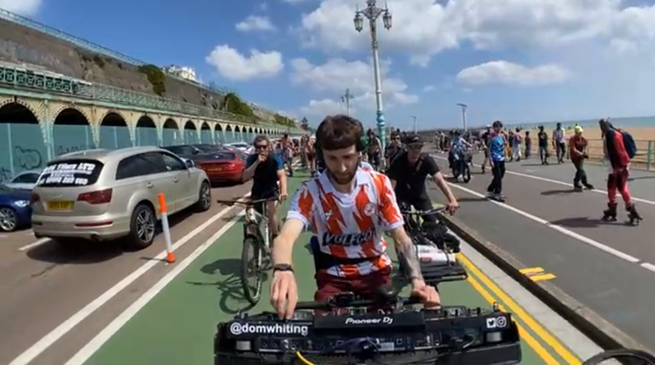 Cycle swarm on Madeira Drive (Dom Whiting Facebook)