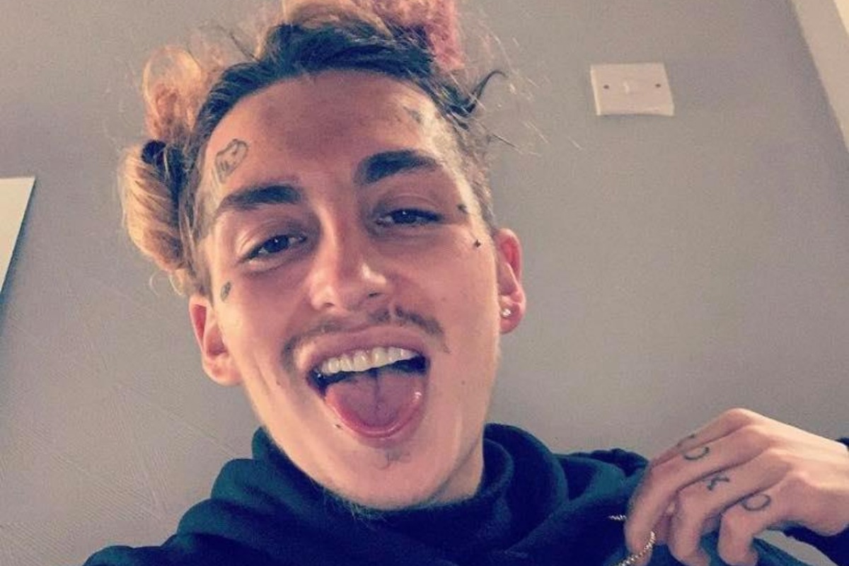 Tributes paid to aspiring Brighton musician who died suddenly - Vimarsana News