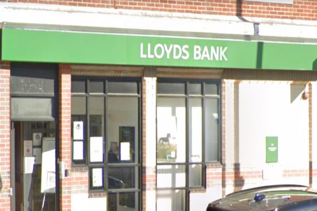 Lloyds - Hadleigh branch to close in September