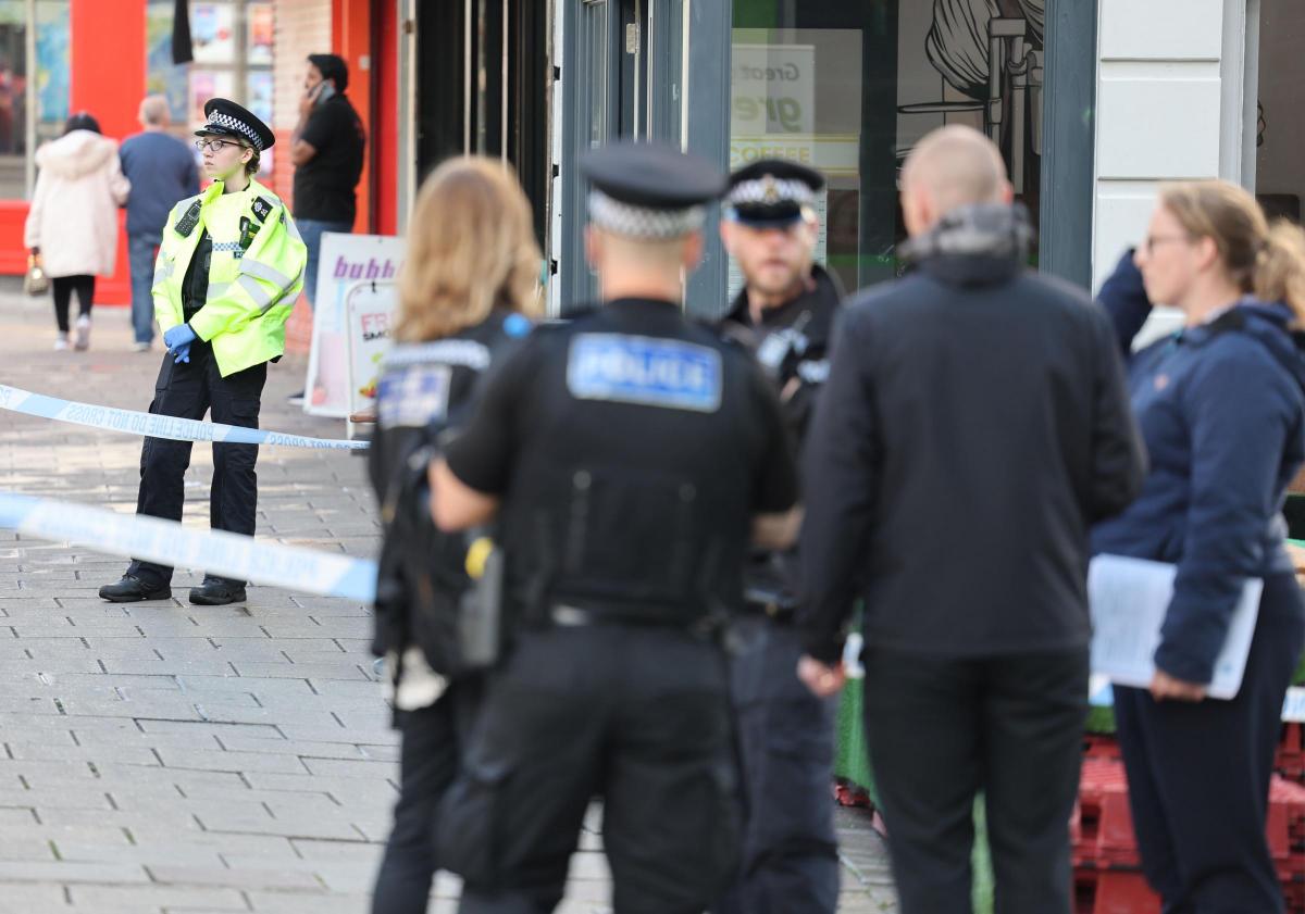 Four arrested after city centre assault leaves man with serious injuries