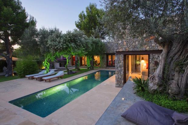 The Argus: Stunning Modern Design Villa Set On Mountain On Unique Location, Terraces & Pool - Majorca, Spain. Credit: Vrbo