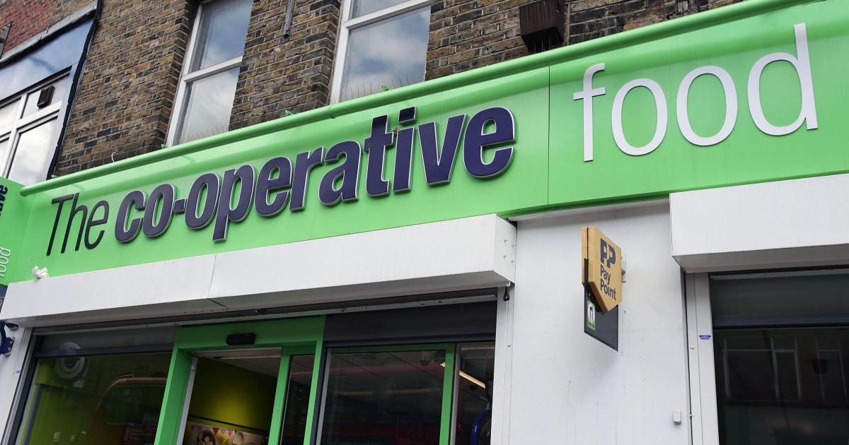 Co-op under fire as footage shows 'sick and suffering' chickens at supply farms - Vimarsana News