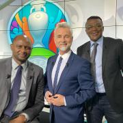 Darren Tulett with Euro co-hosts Patrick Vieira and Marcel Desailly. Picture @beinsports_FR
⁩