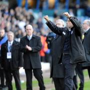 Gus Poyet salutes fans as Albion reach the play-offs