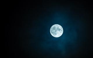 Snow Moon 2022: How to see the rare full moon in Brighton. Picture: Canva