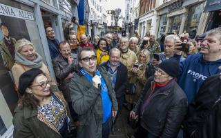 Phil Daniels and Cllr Lizzie Deane at the Quadrophenia Alley plaque unveiling